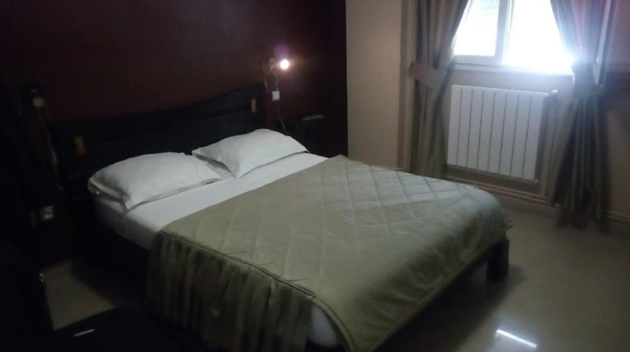 Roza Hotel Bab-Ezzouar Luaran gambar