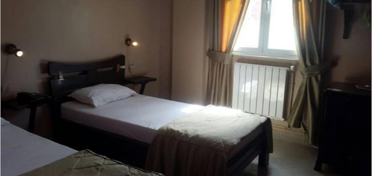 Roza Hotel Bab-Ezzouar Luaran gambar